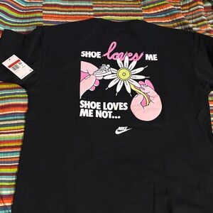 Nike Black Tee with Pink /White Graphic she loves me large T-shirt double side